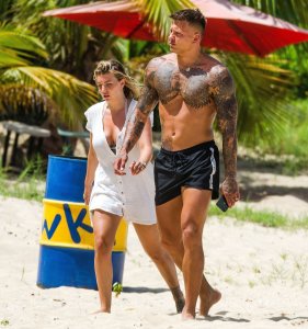 Olivia Buckland Sexy TheFappeningBlog.com 15.jpg