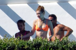 Gigi Hadid Sexy TheFappeningBlog.com 14.jpg