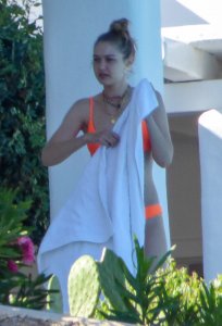 Gigi Hadid Sexy TheFappeningBlog.com 31.jpg