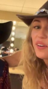 Miley Cyrus Nude TheFappeningBlog.com 16.jpg