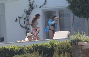 Bella Hadid, Gigi Hadid Sexy TheFappeningBlog.com 30.jpg