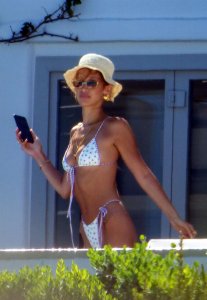 Bella Hadid, Gigi Hadid Sexy TheFappeningBlog.com 105.jpg