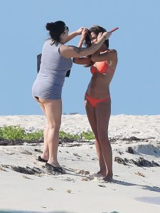 Lily Aldridge Sexy TheFappeningBlog.com 2.jpg