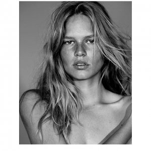 Anna Ewers Nude 3.jpg