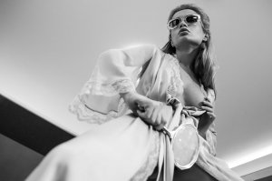 Ekaterina Zueva Nude Sexy 22.jpg