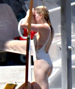 Amber Heard Sexy TheFappeningBlog.com 5.jpg