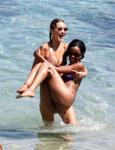 Bella Hadid, Gigi Hadid Sexy TheFappeningBlog.com 62.jpg