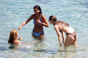 Bella Hadid, Gigi Hadid Sexy TheFappeningBlog.com 85.jpg