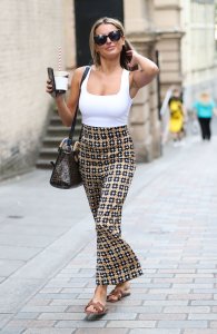 Amber Davies Sexy TheFappeningBlog.com 4.jpg