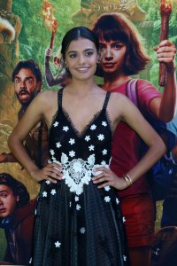 Madeleine Madden Sexy TheFappeningBlog.com 49.jpg