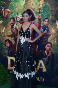 Madeleine Madden Sexy TheFappeningBlog.com 47.jpg