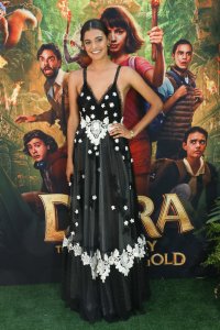 Madeleine Madden Sexy TheFappeningBlog.com 42.jpg