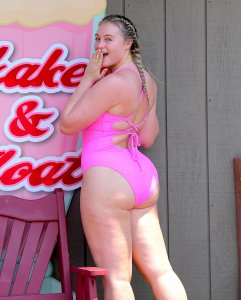 Iskra Lawrence Sexy TheFappeningBlog.com 19.jpg