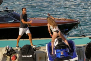 Bella Hadid, Gigi Hadid, Alana Hadid Sexy TheFappeningBlog.com 16.jpg