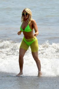 Danielle Armstrong, Ferne McCann Sexy TheFappeningBlog.com 19.jpg