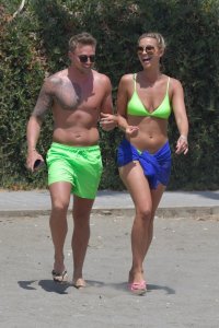 Danielle Armstrong, Ferne McCann Sexy TheFappeningBlog.com 46.jpg