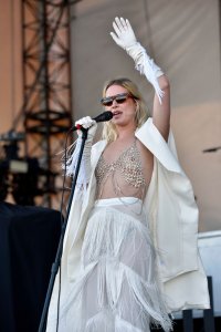 Natalie Bergman See Through Nude TheFappeningBlog.com 4.jpg