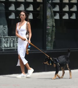 Emily Ratajkowski Sexy TheFappeningBlog.com 21.jpg