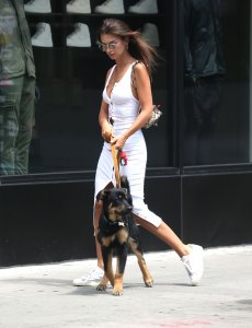 Emily Ratajkowski Sexy TheFappeningBlog.com 37.jpg