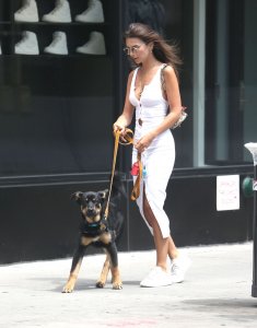 Emily Ratajkowski Sexy TheFappeningBlog.com 45.jpg