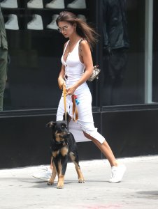 Emily Ratajkowski Sexy TheFappeningBlog.com 46.jpg