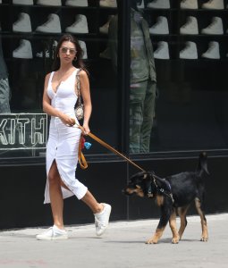 Emily Ratajkowski Sexy TheFappeningBlog.com 48.jpg