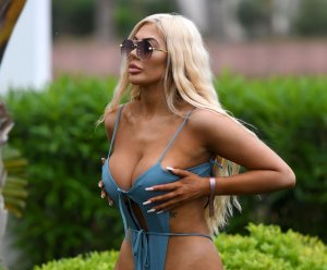 Chloe Ferry Sexy TheFappeningBlog.com 3.jpg