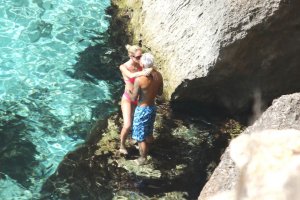 Chiara Ferragni Sexy TheFappeningBlog.com 15.jpg