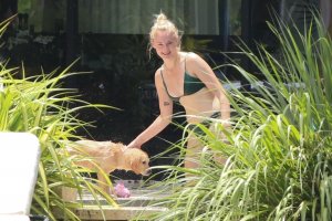 Sophie Turner Sexy TheFappeningBlog.com 5.jpg