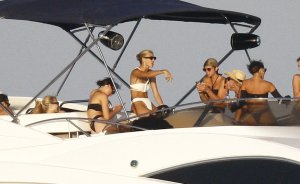 Devon Windsor, Olivia Culpo Sexy TheFappeningBlog.com 21.JPG