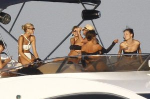 Devon Windsor, Olivia Culpo Sexy TheFappeningBlog.com 28.JPG