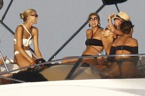 Devon Windsor, Olivia Culpo Sexy TheFappeningBlog.com 45.JPG