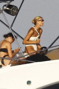 Devon Windsor, Olivia Culpo Sexy TheFappeningBlog.com 50.JPG