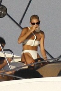 Devon Windsor, Olivia Culpo Sexy TheFappeningBlog.com 54.JPG