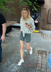 Sophie Turner Sexy TheFappeningBlog.com 13.jpg