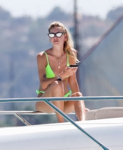 Chiara Ferragni Sexy TheFappeningBlog.com 10.jpg