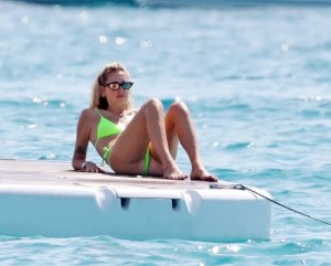 Chiara Ferragni Sexy TheFappeningBlog.com 18.jpg