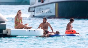 Chiara Ferragni Sexy TheFappeningBlog.com 20.jpg