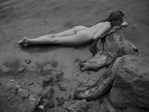 Daria  Nude TheFappeningBlog.com 2.jpg