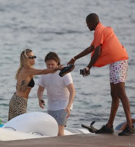 Rita Ora Sexy TheFappeningBlog.com 5.jpg