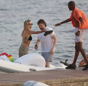 Rita Ora Sexy TheFappeningBlog.com 4.jpg