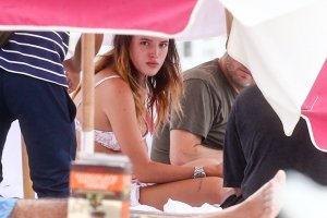 Bella Thorne Sexy TheFappeningBlog.com 17.jpg