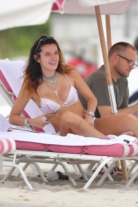 Bella Thorne Sexy TheFappeningBlog.com 92.jpg