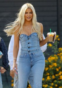 Khloé Kardashian Sexy TheFappeningBlog.com 15.jpg