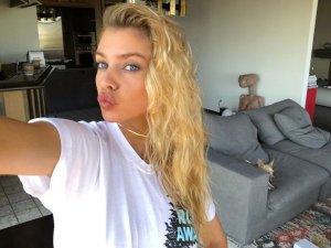 Stella Maxwell Nude & Sexy TheFappeningBlog.com 44.jpg