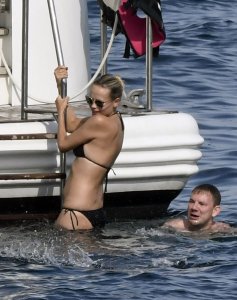 Natasha Poly Sexy TheFappeningBlog.com 5.jpg