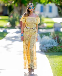 Courtney Sixx Braless 23.jpg