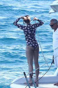 Cameron Diaz Sexy TheFappeningBlog.com 51.jpg