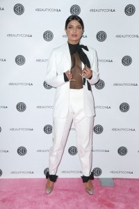 Priyanka Chopra Sexy TheFappeningBlog.com 16.jpg