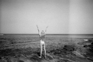 Sea Girl Nude TheFappeningBlog.com 3.jpg